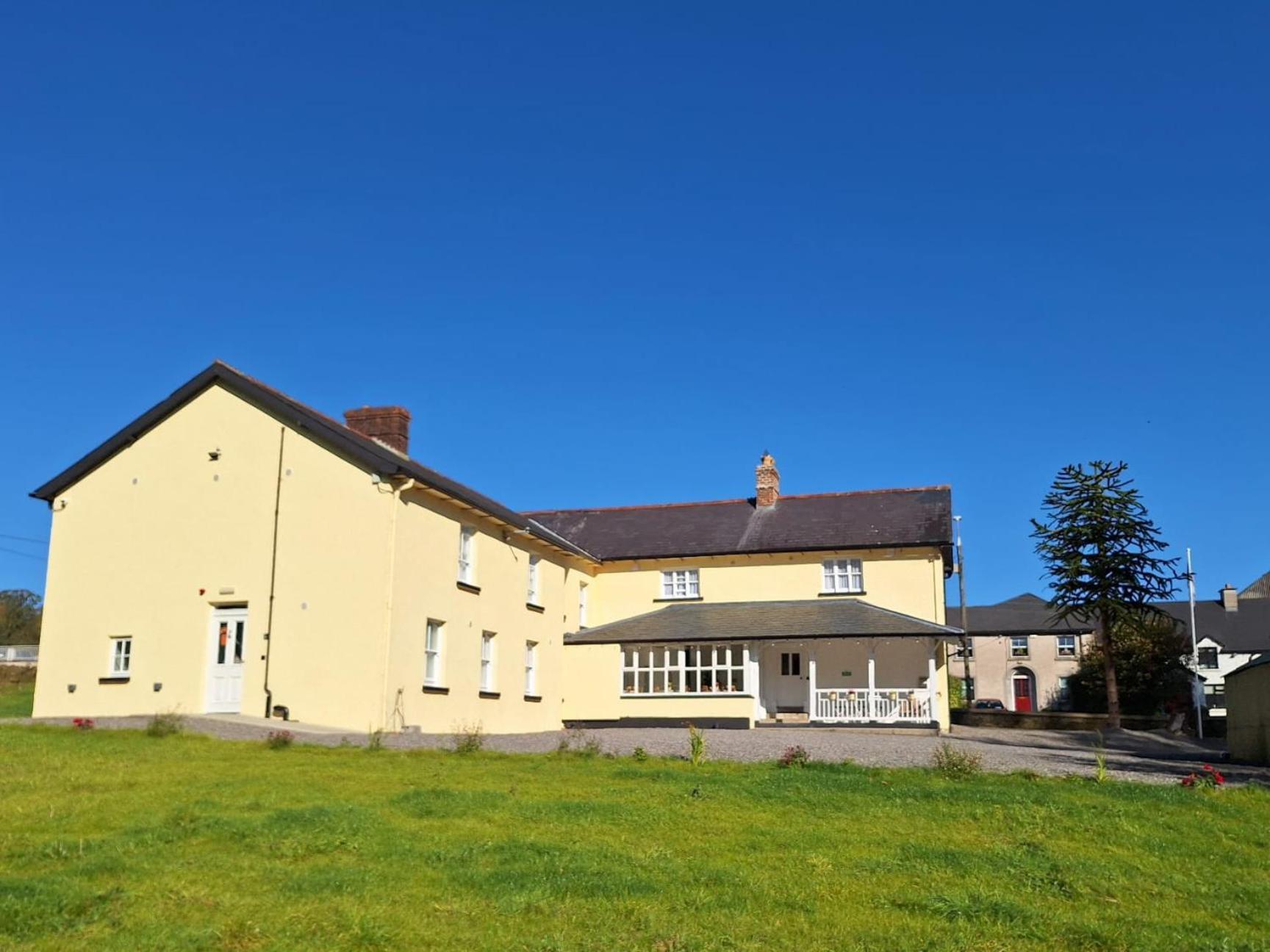 The Monkey Puzzle Hotel Bunclody Exterior photo